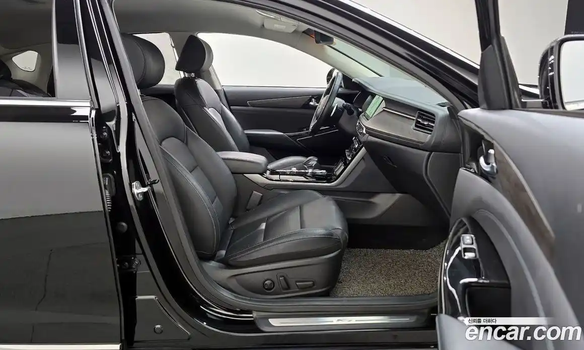 Kia K7 2020 2.5 Автомат в Москве № 14216, фото 20