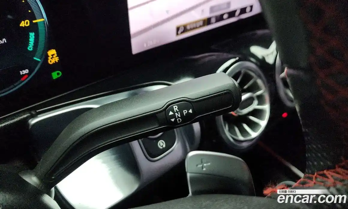 Mercedes-Benz GLB-Class 2021 2.0 Автомат в Москве № 143248, фото 14