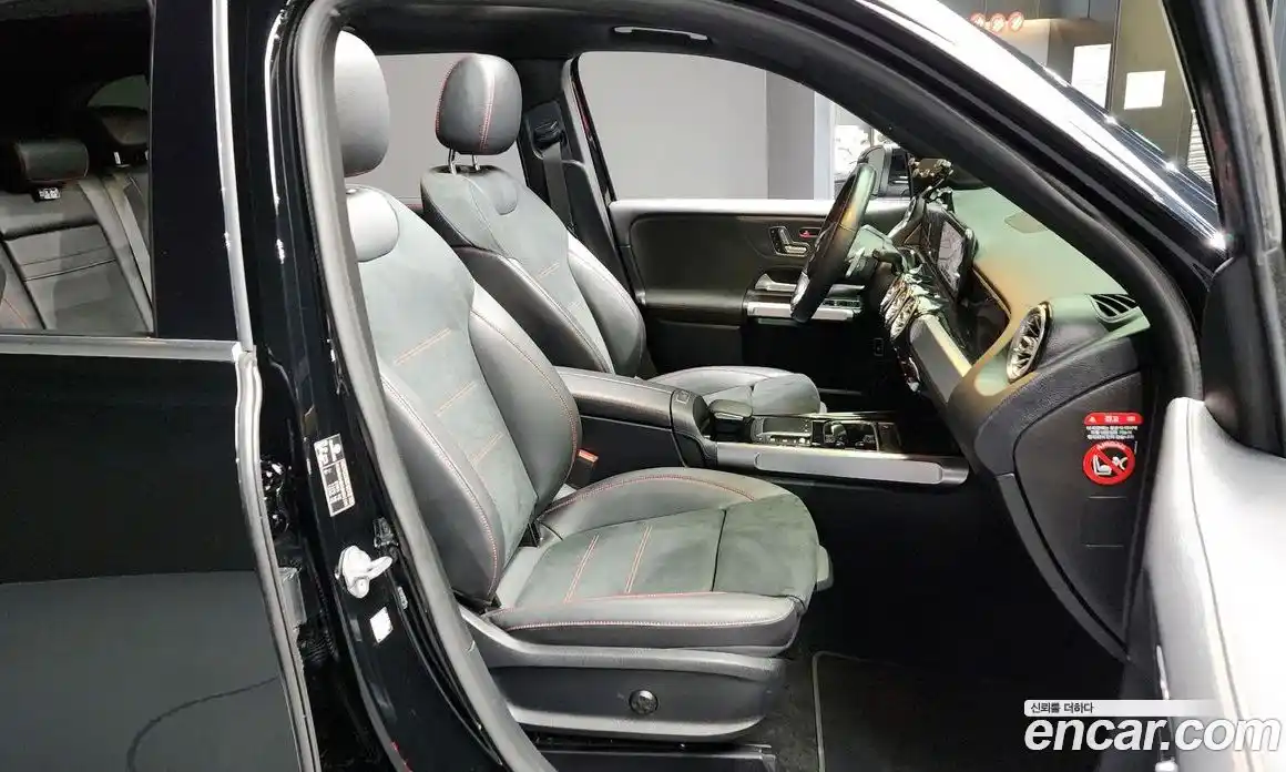 Mercedes-Benz GLB-Class 2021 2.0 Автомат в Москве № 143248, фото 4