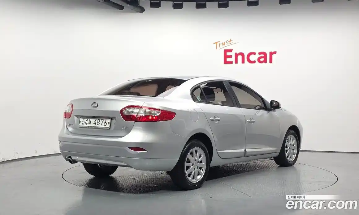 Renault SM3 2011 1.6 Автомат в Москве № 148047, фото 17