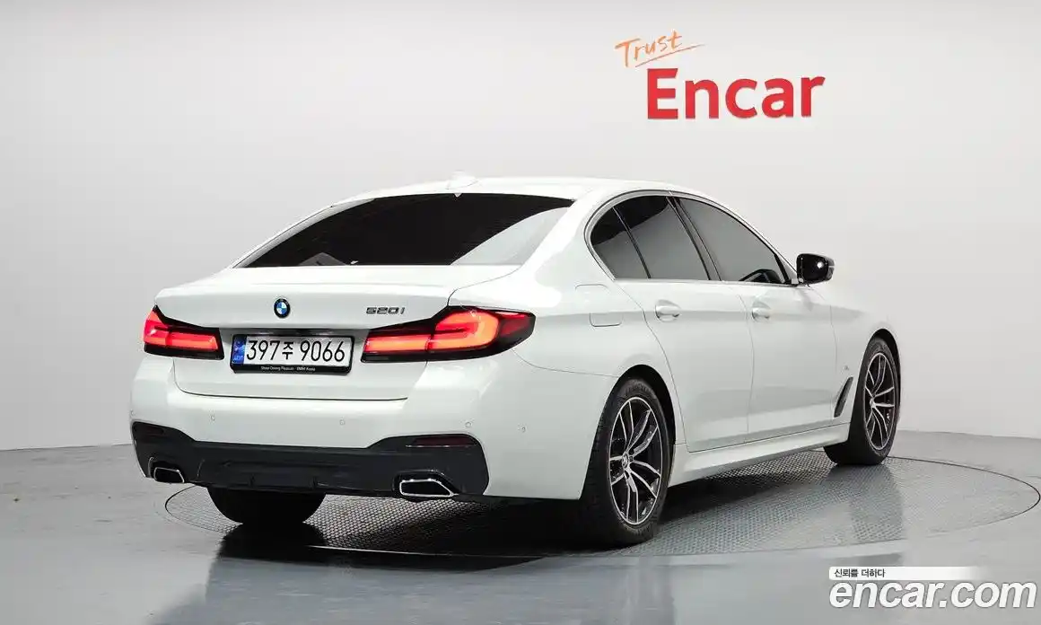 BMW 5-Series 2023 2.0 Автомат в Москве № 155073, фото 14