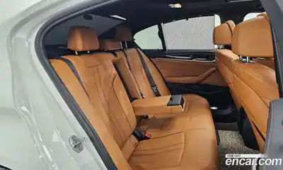 BMW 5-Series 2022 2.0 Автомат в Москве № 157134, миниатюра 2