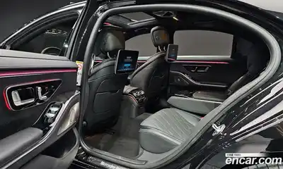 Mercedes-Benz S-Class 2023 3.0 Автомат в Москве № 161119, миниатюра 4