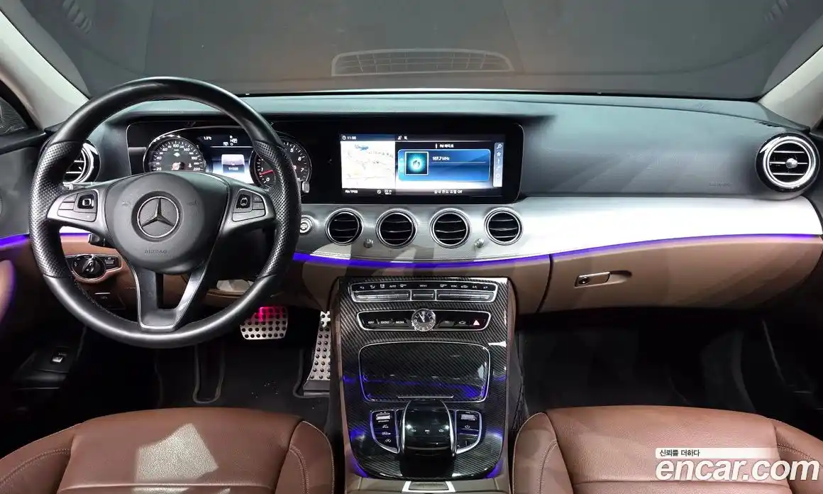 Mercedes-Benz E-Class 2018 2.0 Автомат в Москве № 161852, фото 14