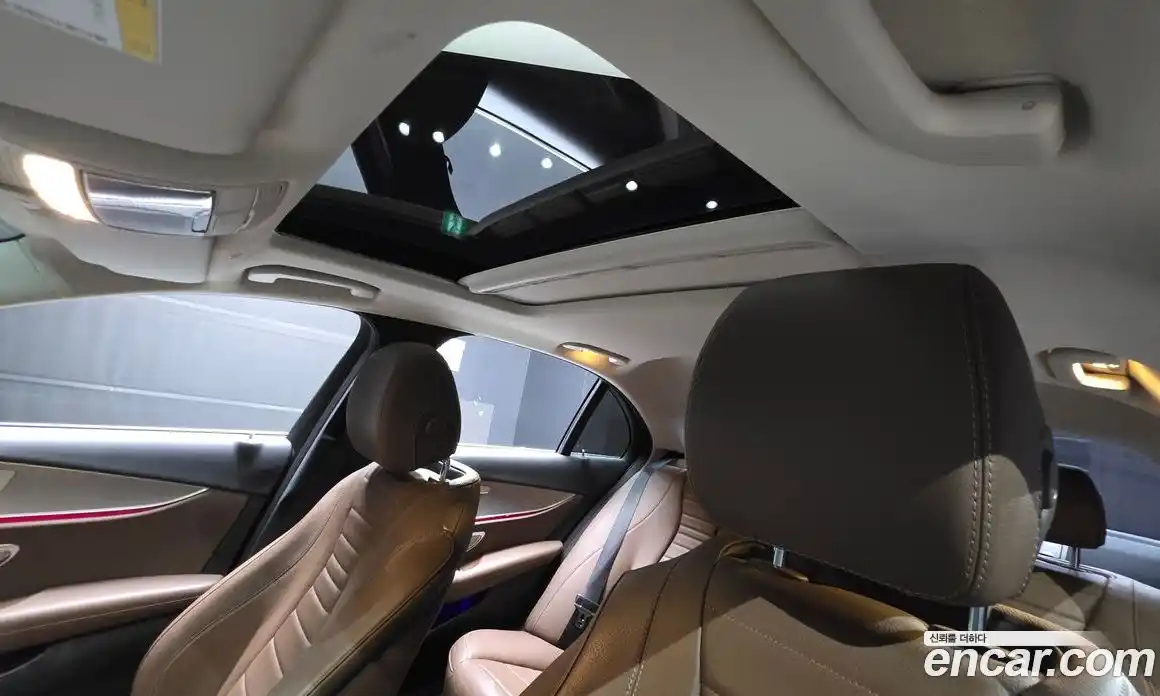 Mercedes-Benz E-Class 2018 2.0 Автомат в Москве № 161852, фото 5