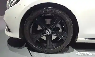 Mercedes-Benz E-Class 2018 2.0 Автомат в Москве № 161852, миниатюра 6