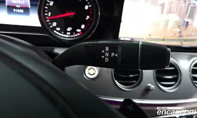 Mercedes-Benz E-Class 2018 2.0 Автомат в Москве № 161852, миниатюра 8