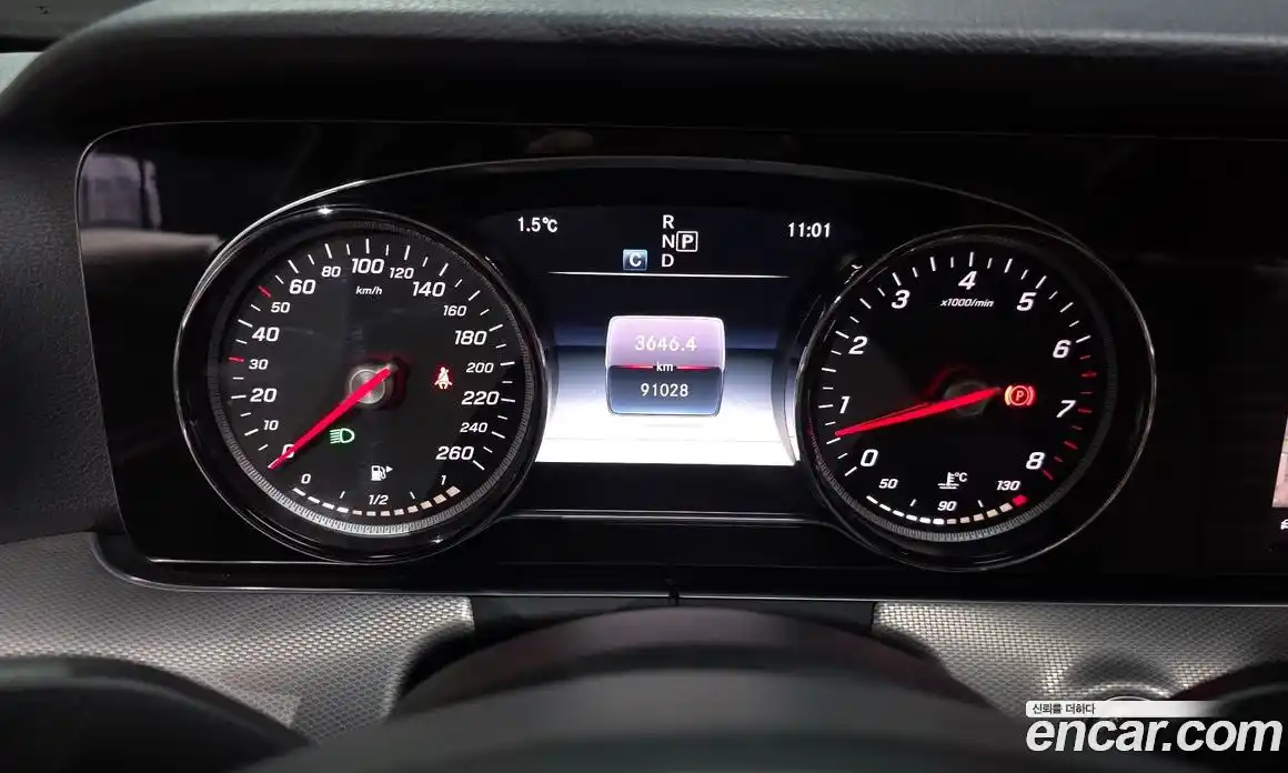 Mercedes-Benz E-Class 2018 2.0 Автомат в Москве № 161852, фото 9