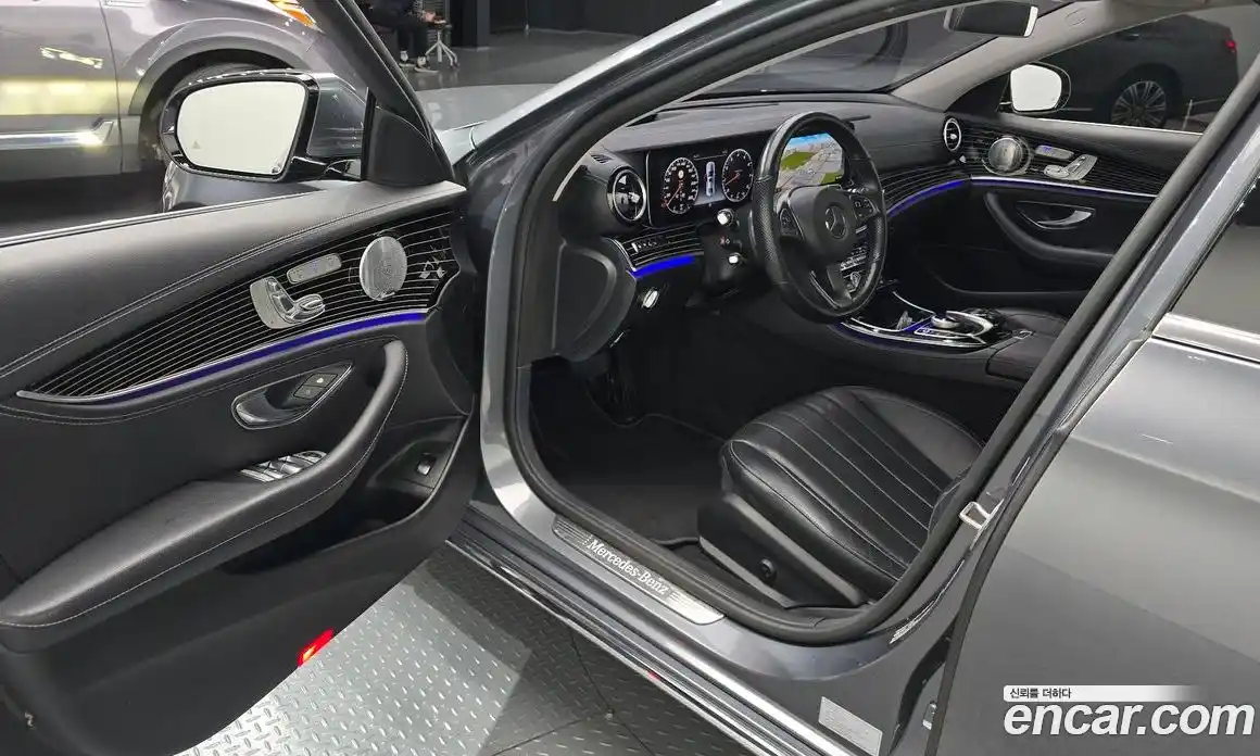 Mercedes-Benz E-Class 2017 3.0 Автомат в Москве № 162063, фото 20