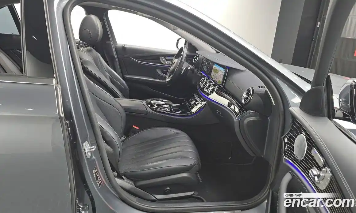 Mercedes-Benz E-Class 2017 3.0 Автомат в Москве № 162063, фото 5