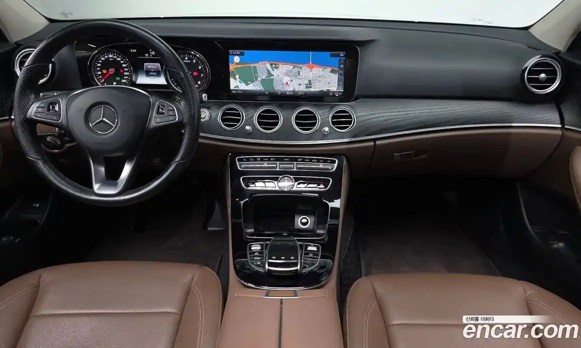 Mercedes-Benz E-Class 2018 2.0 Автомат в Москве № 162067, фото 12