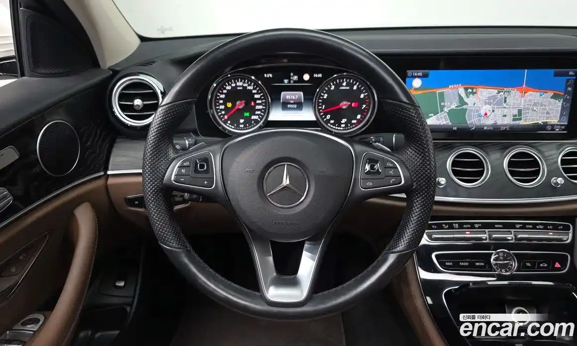 Mercedes-Benz E-Class 2018 2.0 Автомат в Москве № 162067, фото 16