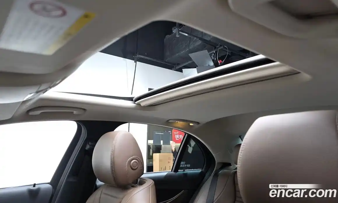 Mercedes-Benz E-Class 2018 2.0 Автомат в Москве № 162067, фото 18