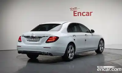 Mercedes-Benz E-Class 2018 2.0 Автомат в Москве № 162067, миниатюра 8