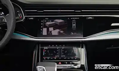 Audi Q8 2025 3.0 Автомат в Москве № 162311, миниатюра 11