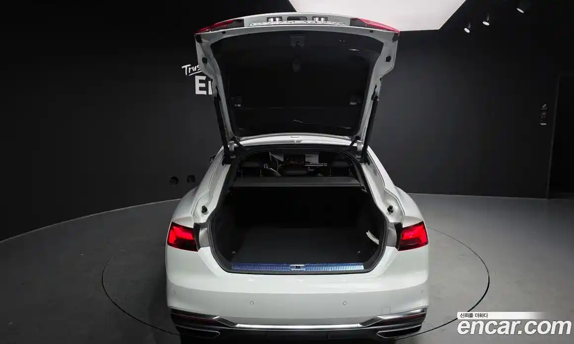 Audi A5 2020 2.0 Автомат в Москве № 162330, фото 1