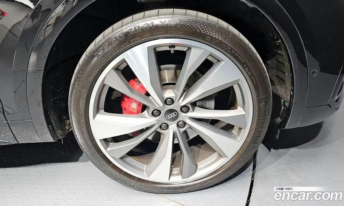 Audi SQ5 2022 3.0 Автомат в Москве № 162873, фото 13