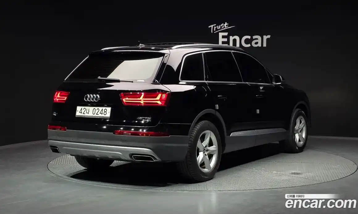 Audi Q7 2016 3.0 Автомат в Москве № 163614, фото 11