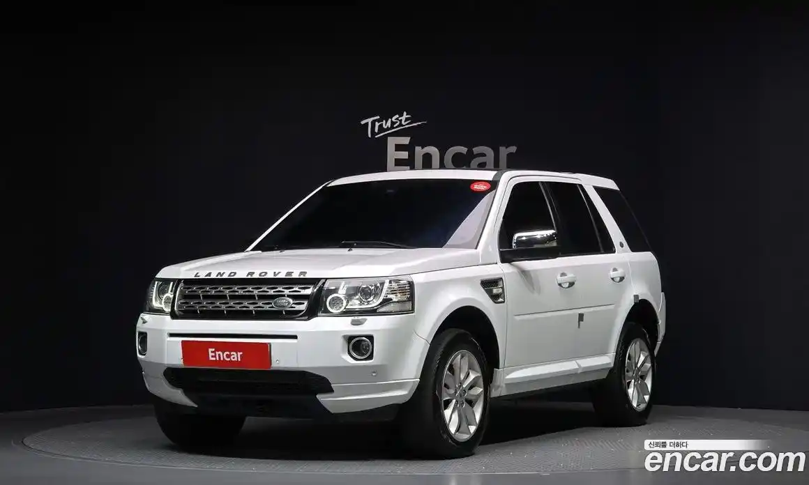 Land Rover Freelander 2013 2.2 Автомат в Москве № 166603, фото 16