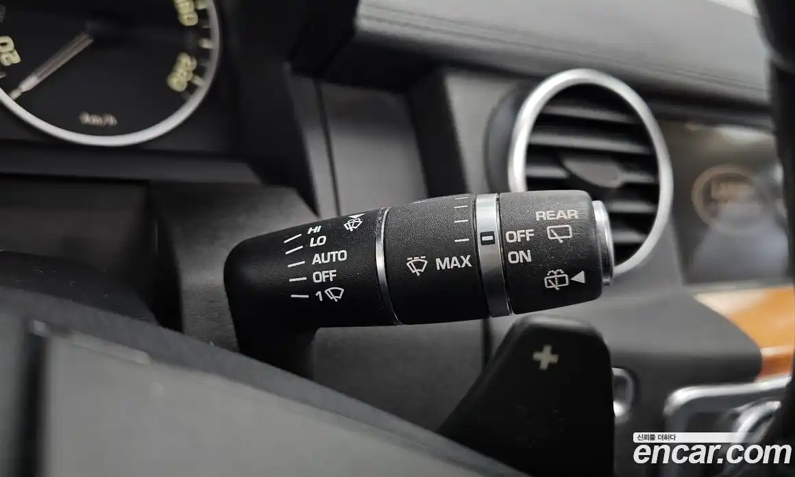 Land Rover Discovery 2015 3.0 Автомат в Москве № 166630, фото 11