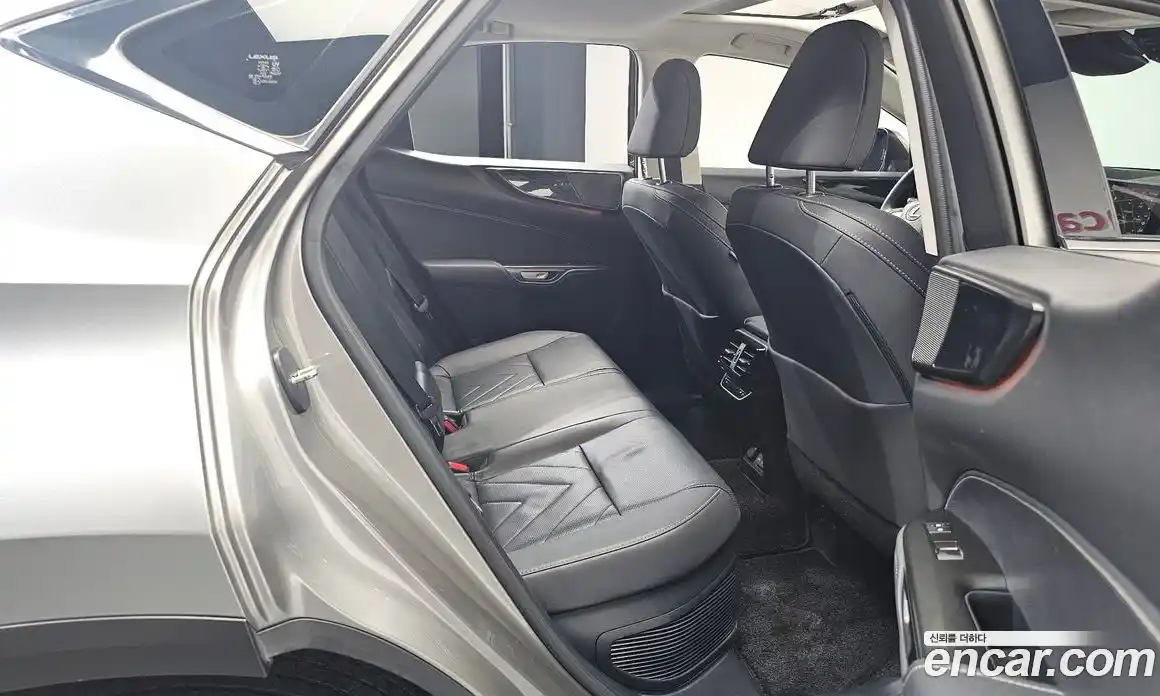 Lexus NX 2025 2.5 Автомат в Москве № 168100, фото 12