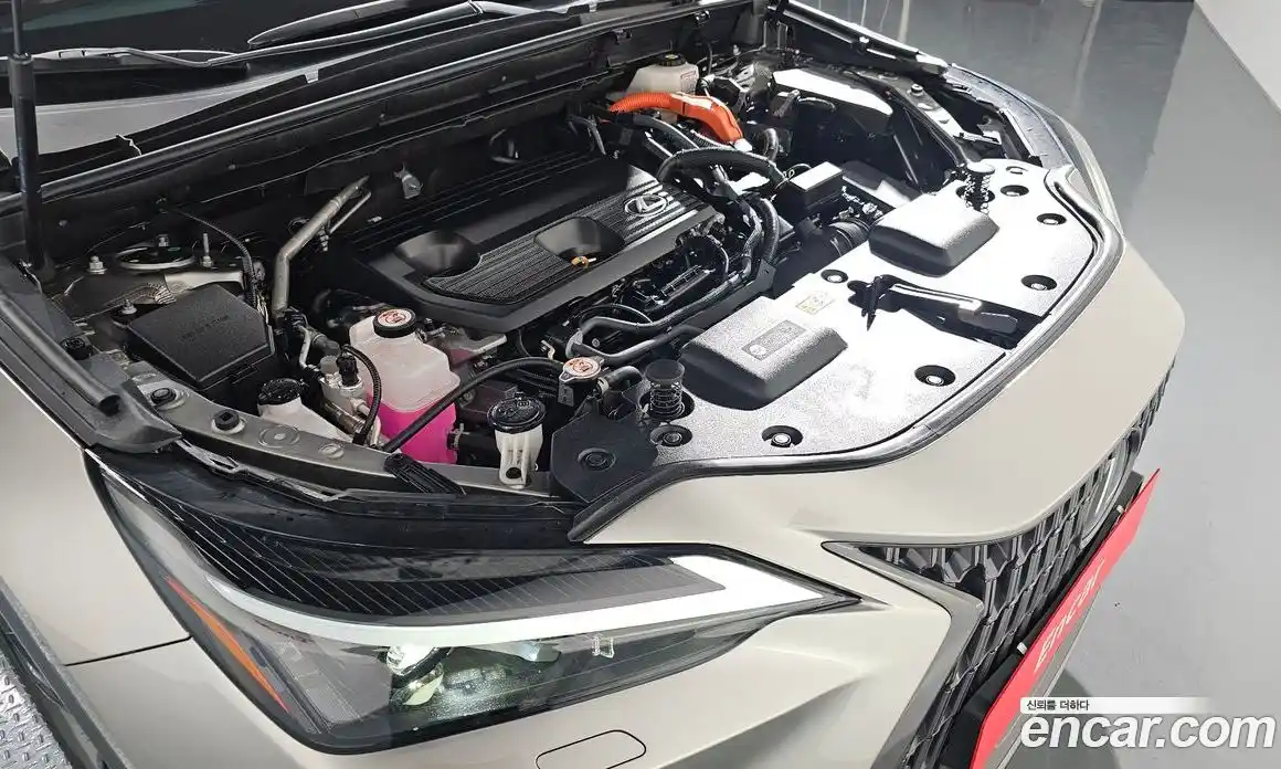 Lexus NX 2025 2.5 Автомат в Москве № 168100, фото 19