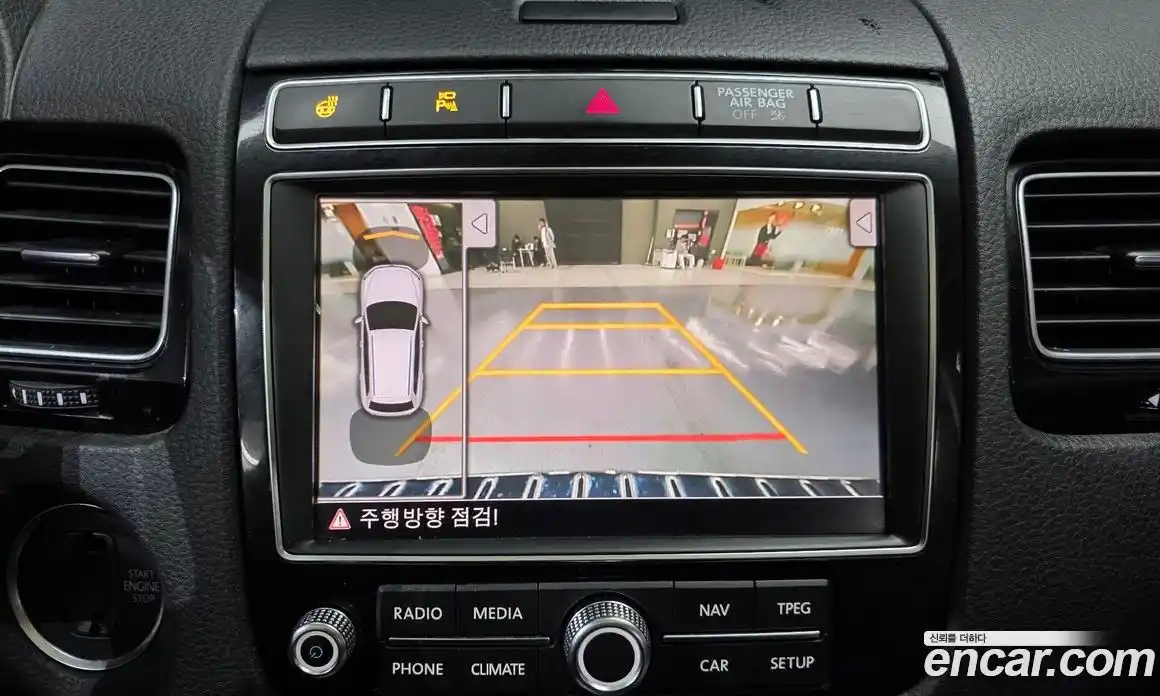 Volkswagen Touareg 2016 3.0 Автомат в Москве № 169118, фото 14