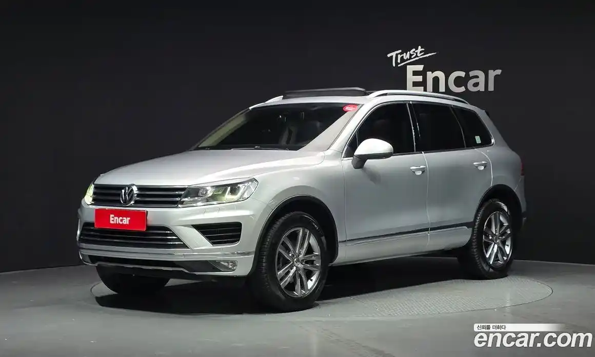 Volkswagen Touareg 2016 3.0 Автомат в Москве № 169118, фото 18