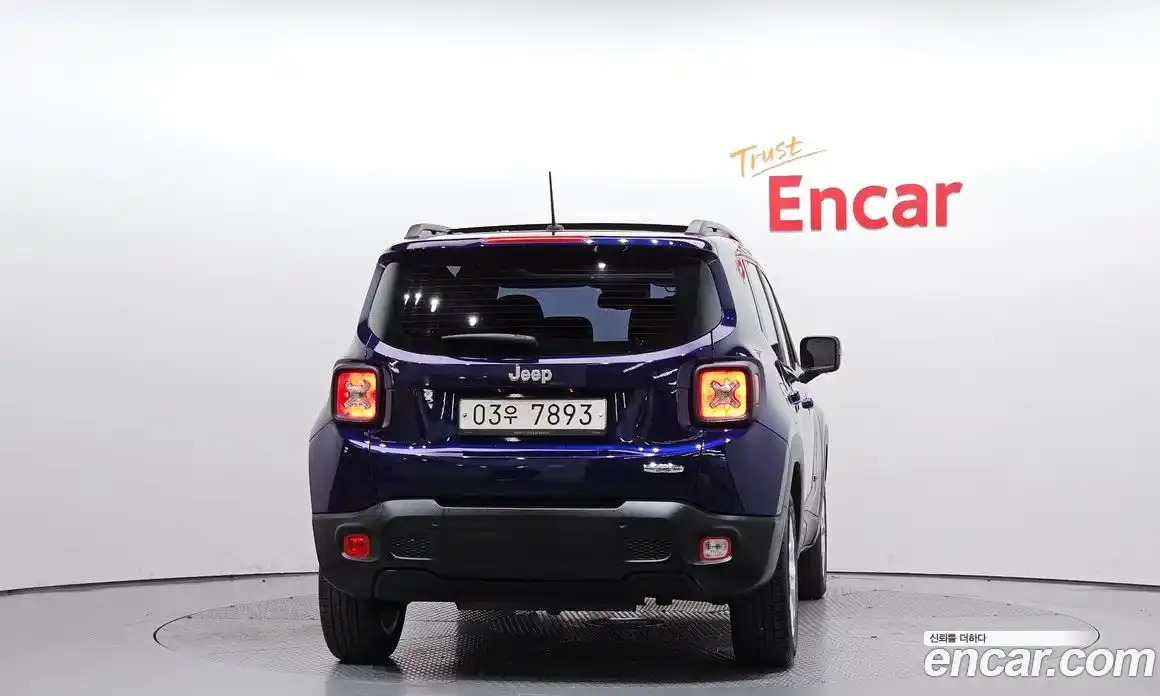 Jeep Renegade 2017 2.4 Автомат в Москве № 169860, фото 17