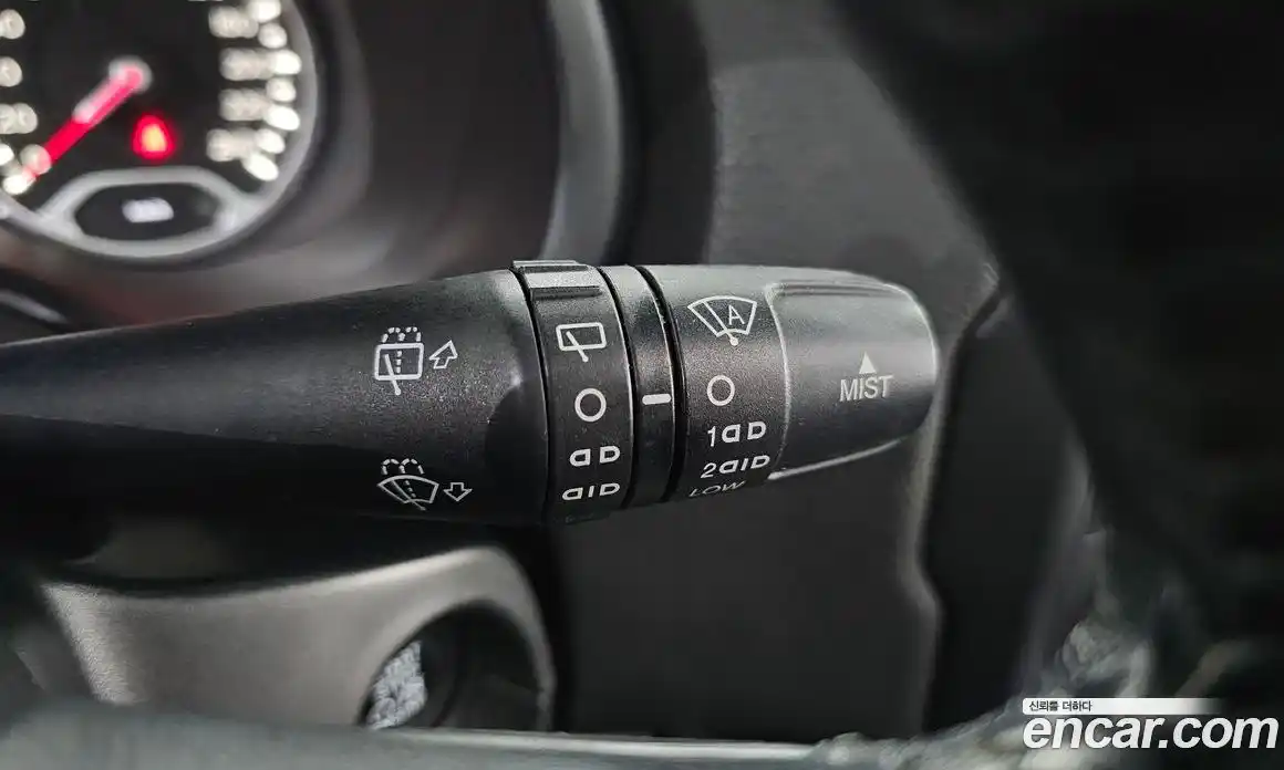 Jeep Renegade 2017 2.4 Автомат в Москве № 169860, фото 18