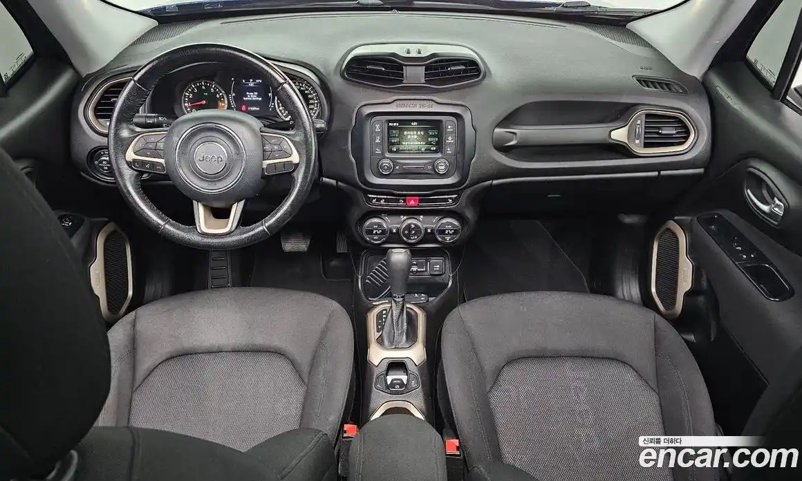 Jeep Renegade 2017 2.4 Автомат в Москве № 169860, фото 5