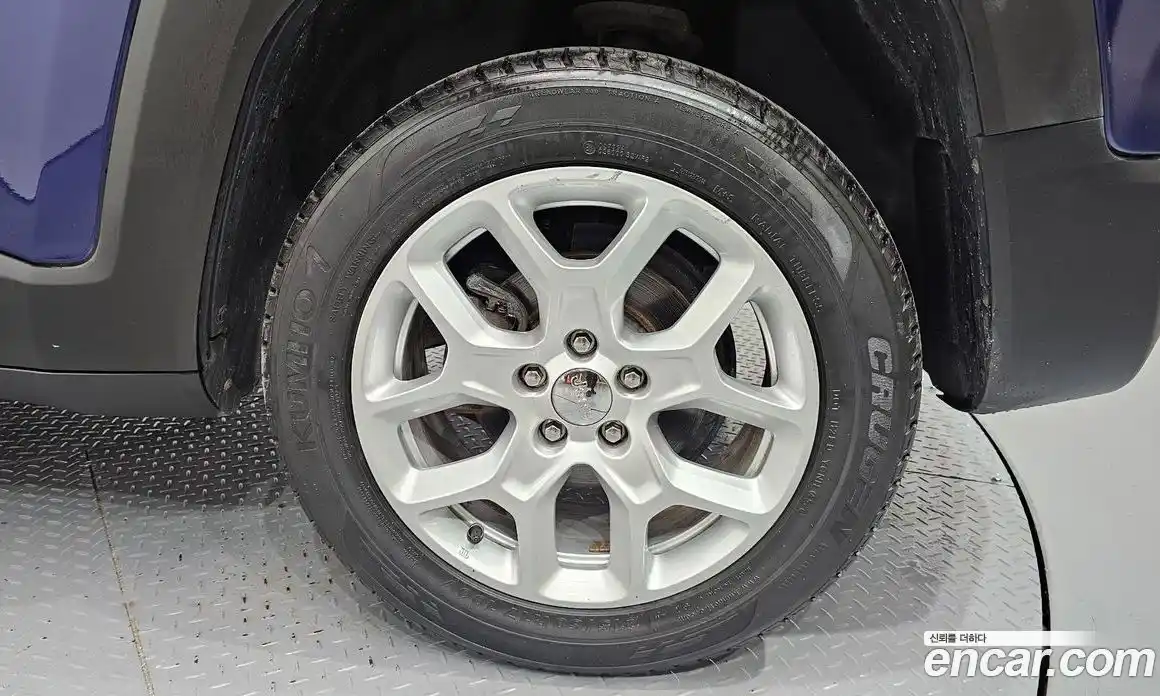 Jeep Renegade 2017 2.4 Автомат в Москве № 169860, фото 10