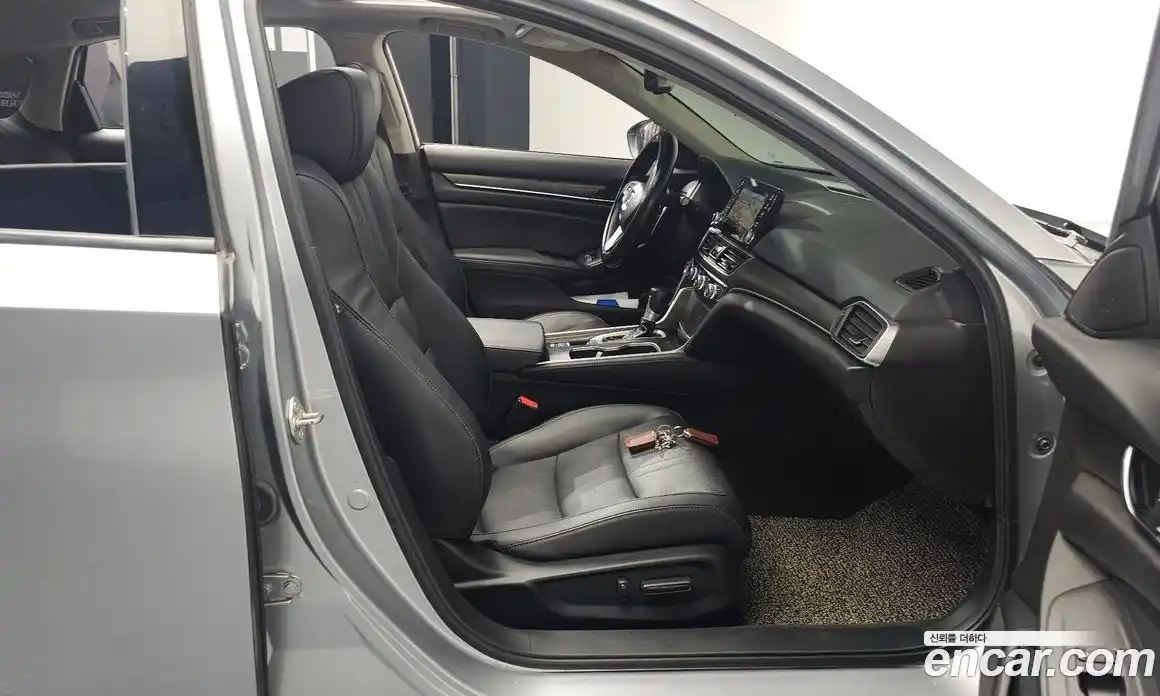 Honda Accord 2018 1.5 Автомат в Москве № 170611, фото 14