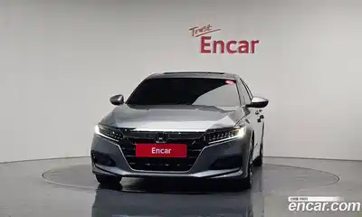 Honda Accord 2018 1.5 Автомат в Москве № 170611, миниатюра 4