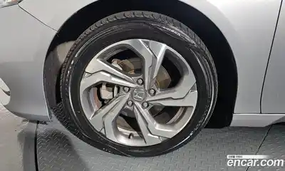 Honda Accord 2018 1.5 Автомат в Москве № 170611, миниатюра 7