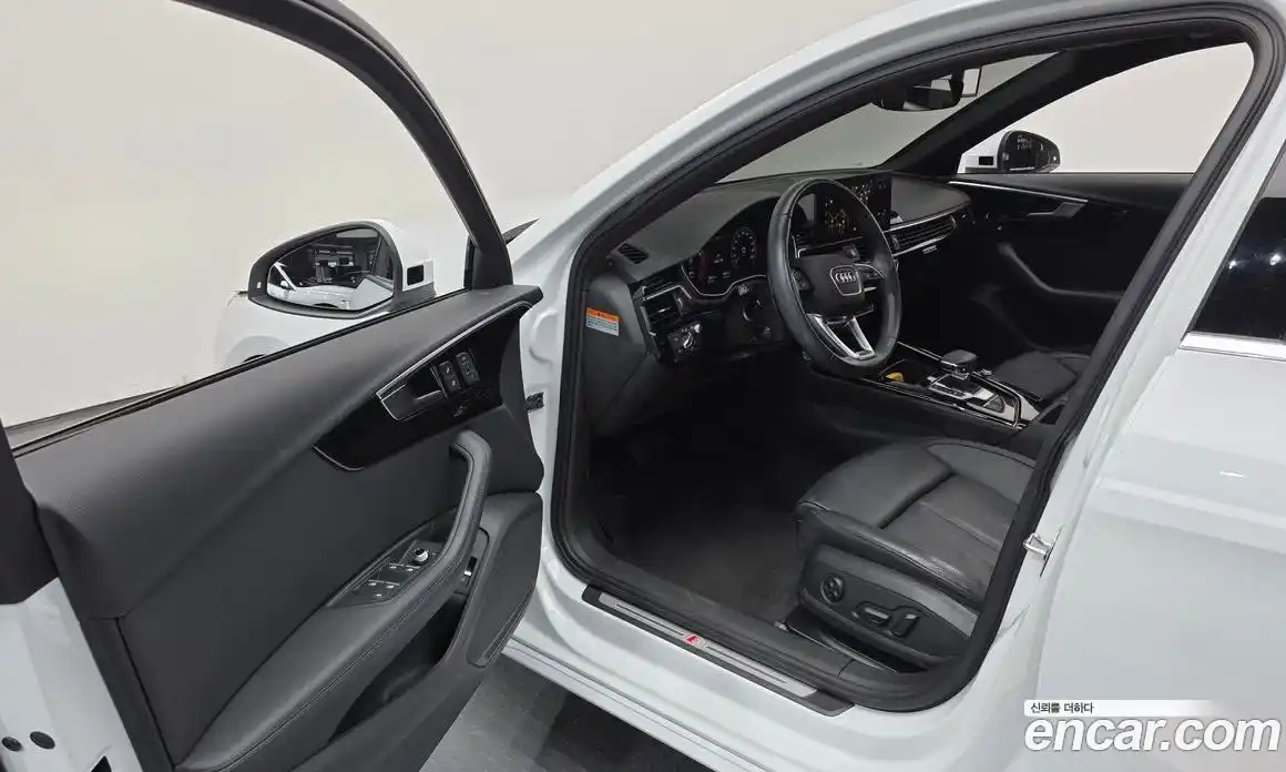 Audi A4 2021 2.0 Автомат в Москве № 177320, фото 1