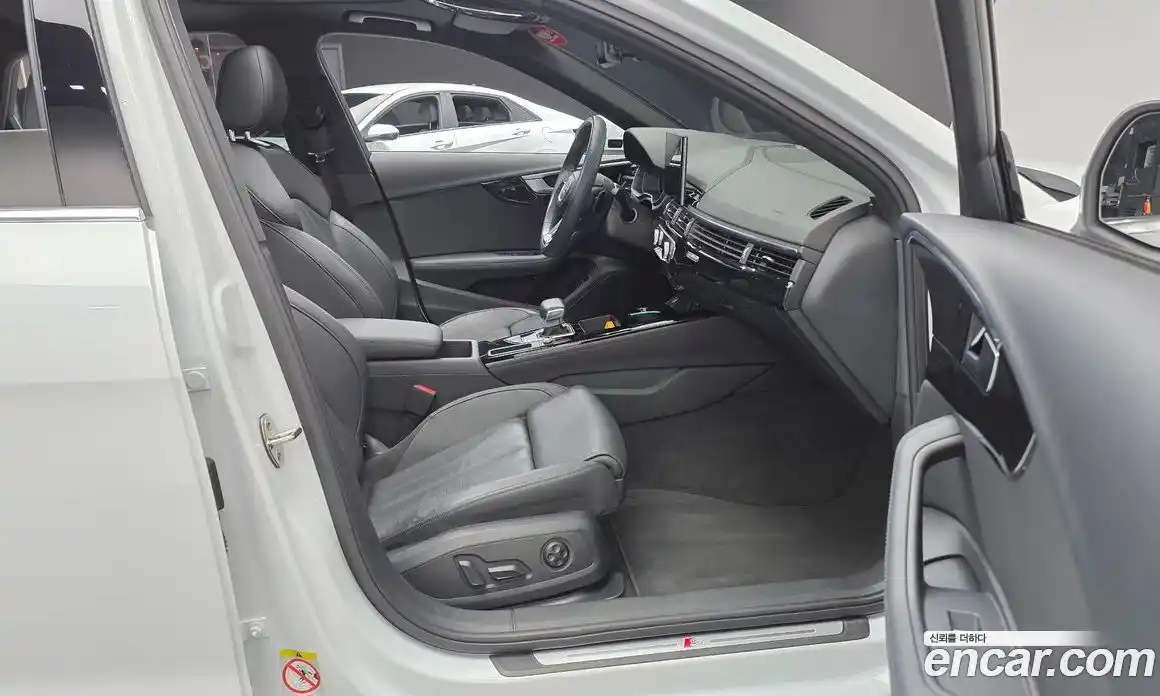 Audi A4 2021 2.0 Автомат в Москве № 177320, фото 14