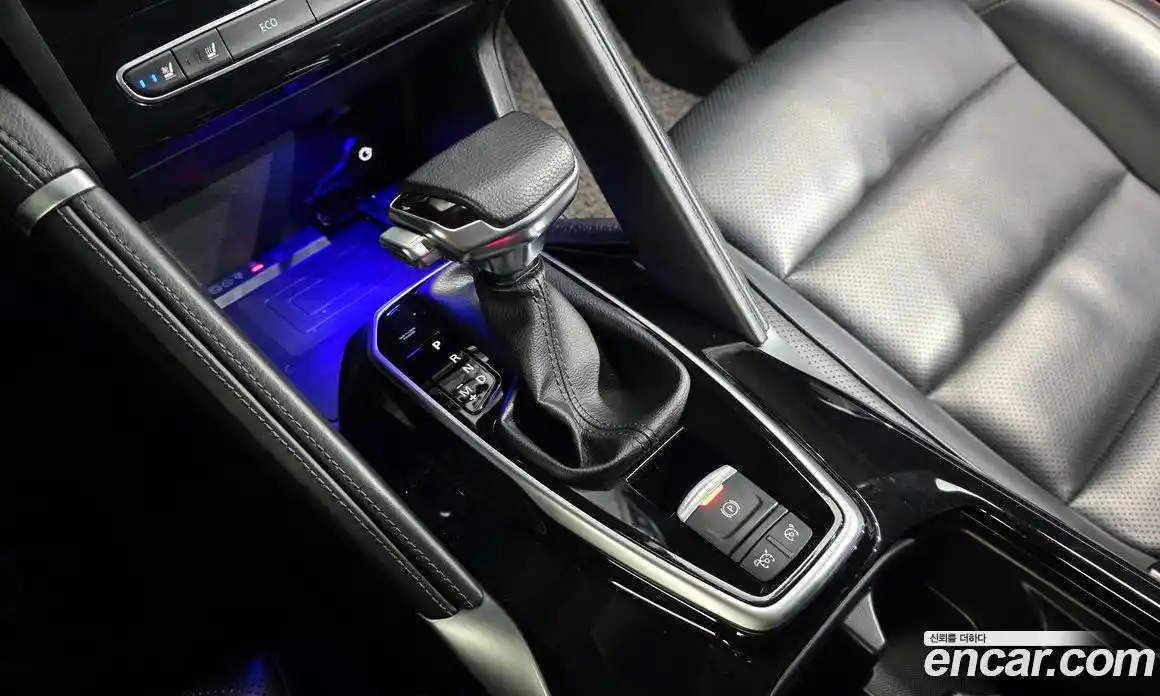 Renault QM6 2022 2.0 Автомат в Москве № 178015, фото 15