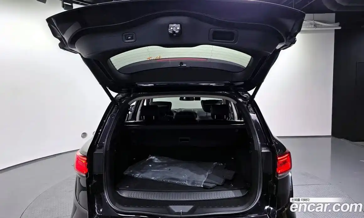 Renault QM6 2022 2.0 Автомат в Москве № 178015, фото 16