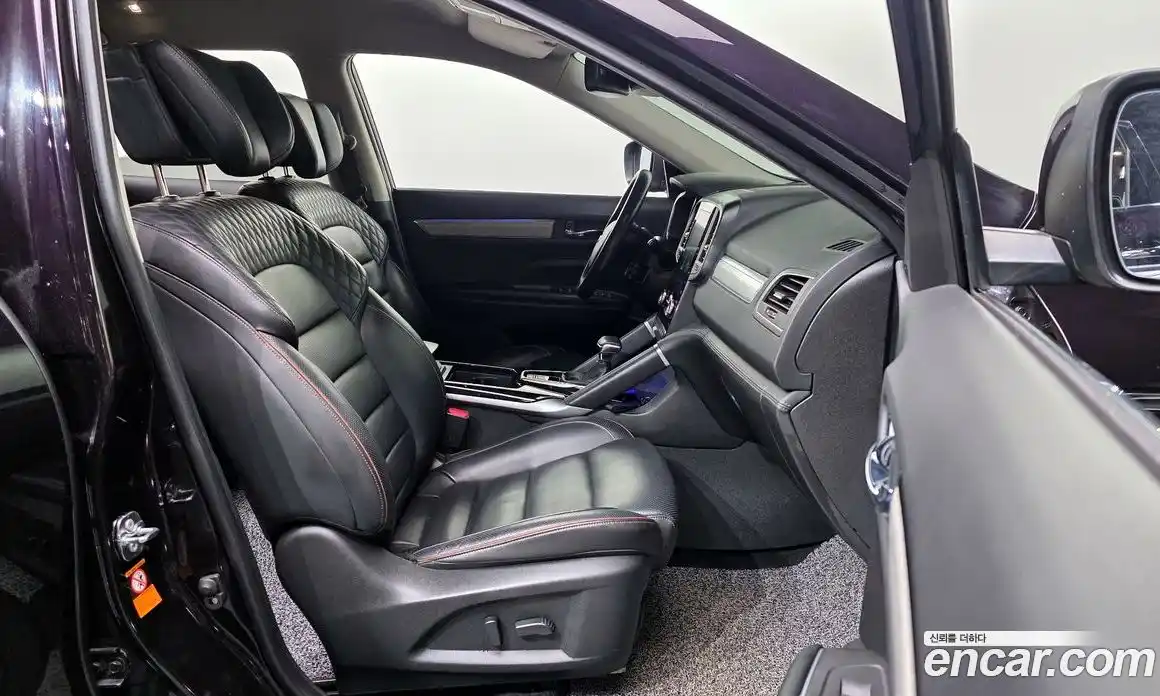 Renault QM6 2022 2.0 Автомат в Москве № 178015, фото 18