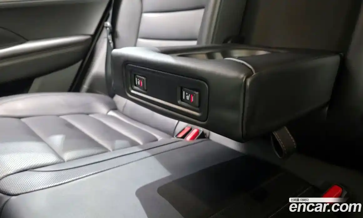 Renault QM6 2022 2.0 Автомат в Москве № 178015, фото 10