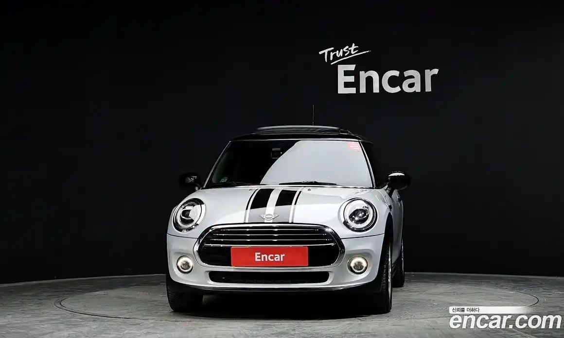 Mini Cooper 2020 1.5 Автомат в Москве № 179866, фото 16