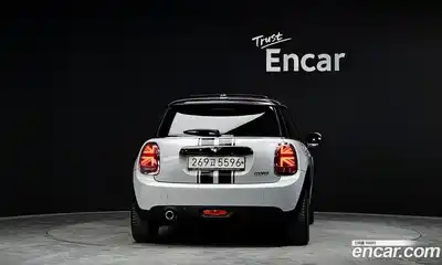 Mini Cooper 2020 1.5 Автомат в Москве № 179866, миниатюра 3