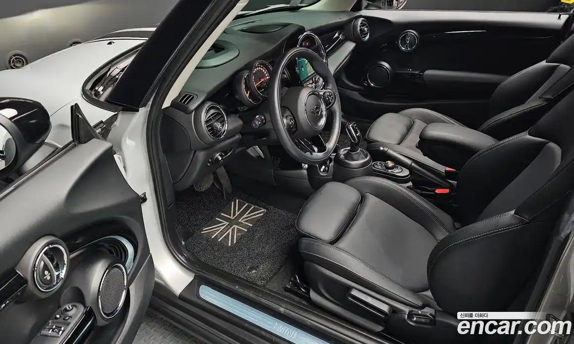 Mini Cooper 2020 1.5 Автомат в Москве № 179866, фото 5