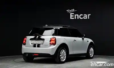 Mini Cooper 2020 1.5 Автомат в Москве № 179866, миниатюра 10