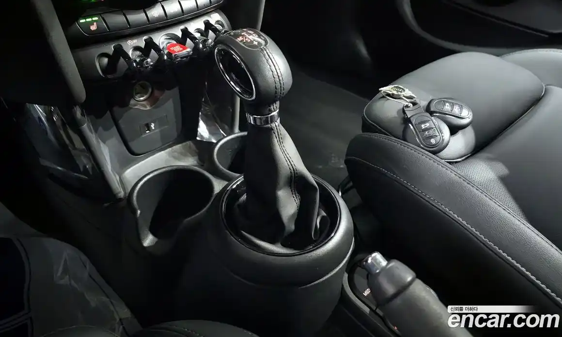 Mini Cooper 2019 1.5 Автомат в Москве № 180204, фото 17