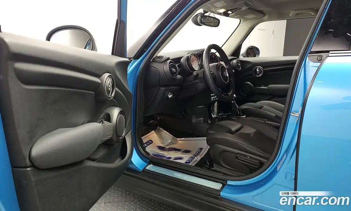 Mini Cooper 2019 1.5 Автомат в Москве № 180204, фото 5