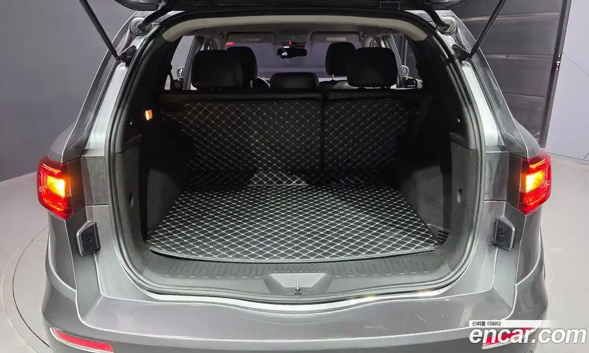 Renault QM6 2017 2.0 Автомат в Москве № 180671, фото 3