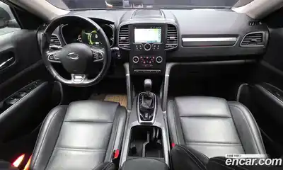 Renault QM6 2017 2.0 Автомат в Москве № 180671, миниатюра 9