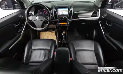 SsangYong Korando 2014 2.0 Автомат в Москве № 182222, миниатюра 3
